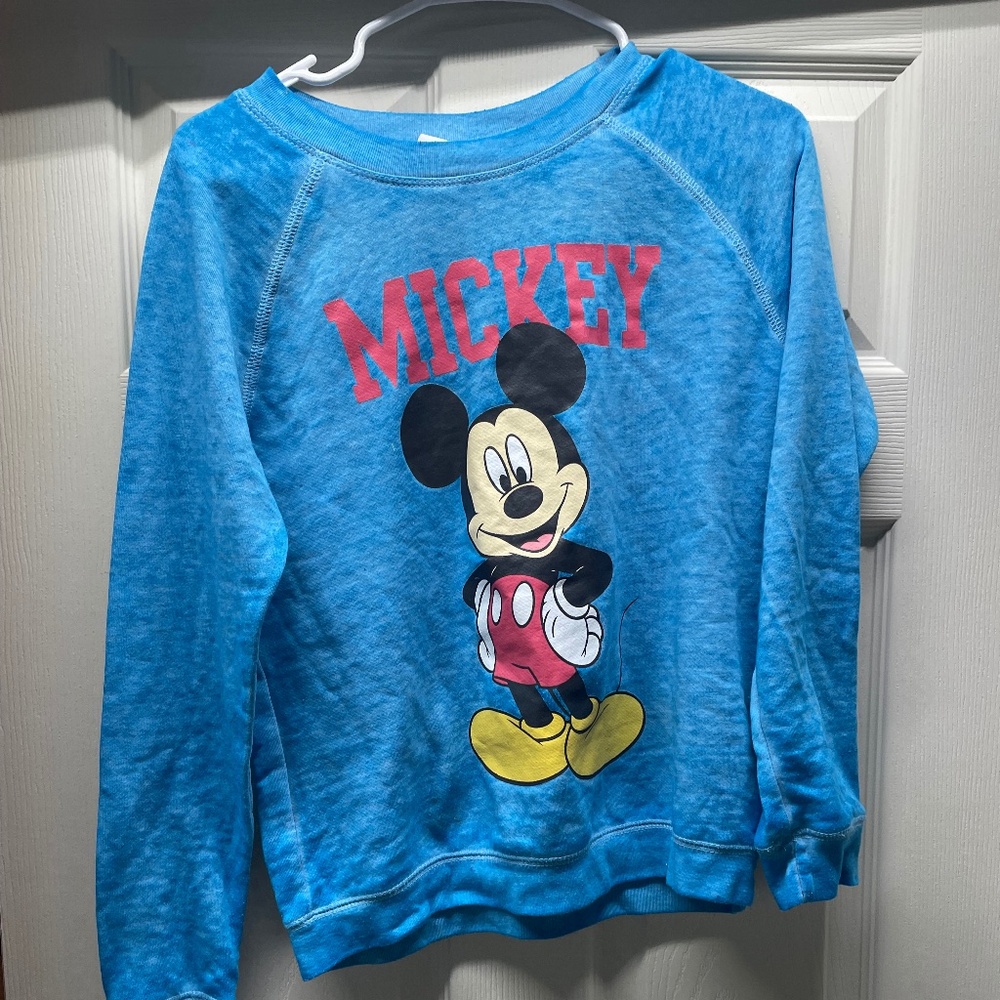 Disney shirt